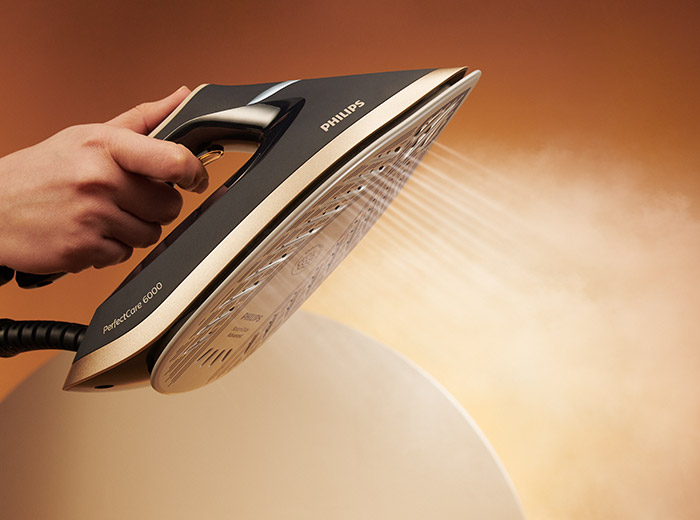 Kraftig damp for optimal fjernelse af rynker