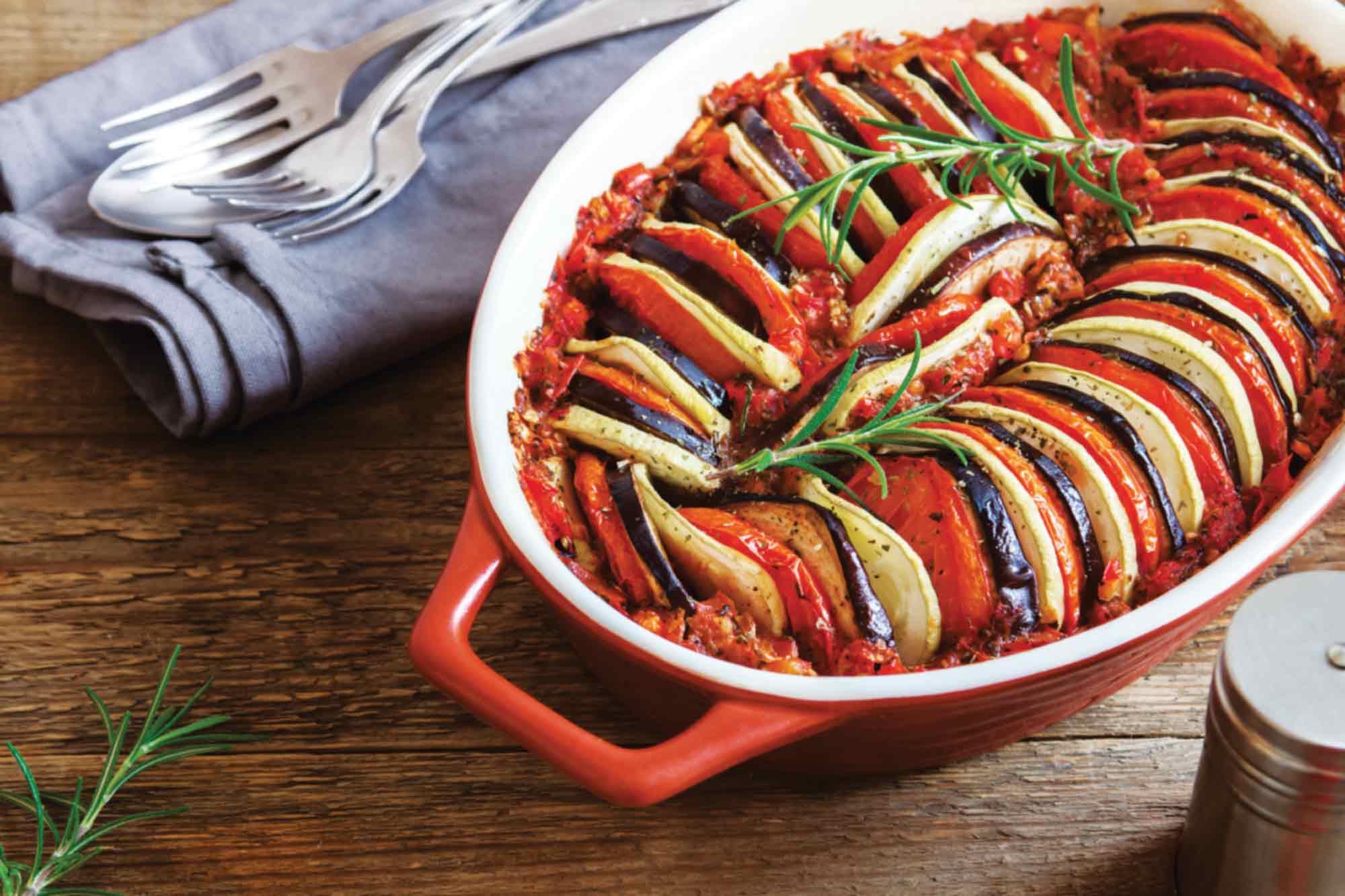 Fire musthaves i k&oslash;kkenudstyr for nem og hurtig mad