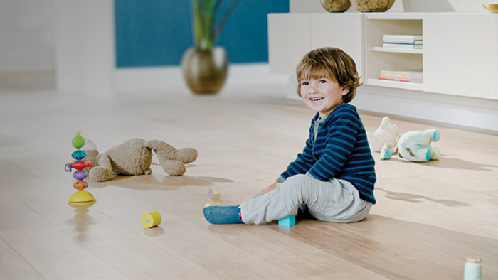 Reng&oslash;ring af vinylgulv