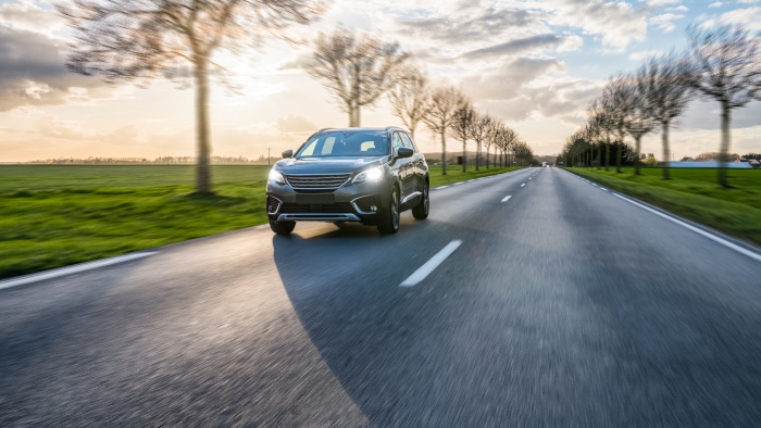 holder l&aelig;ngere