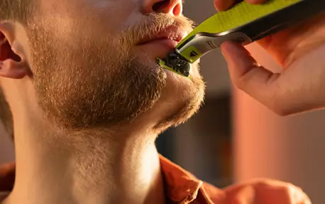 Sk&aelig;g p&aring; halsen &ndash; s&aring;dan barberer du det