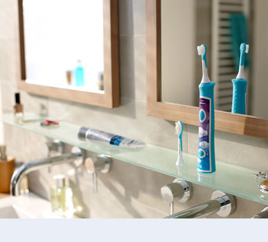 Fjernelse af biofilm hos børn