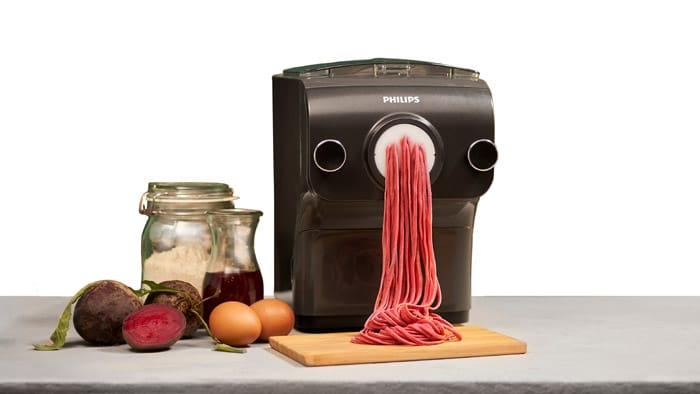 Opskrift p&aring; farvet pasta
