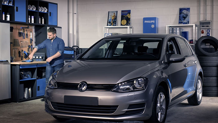 S&aring;dan udskifter du lyskilder p&aring; din Volkswagen Golf VII